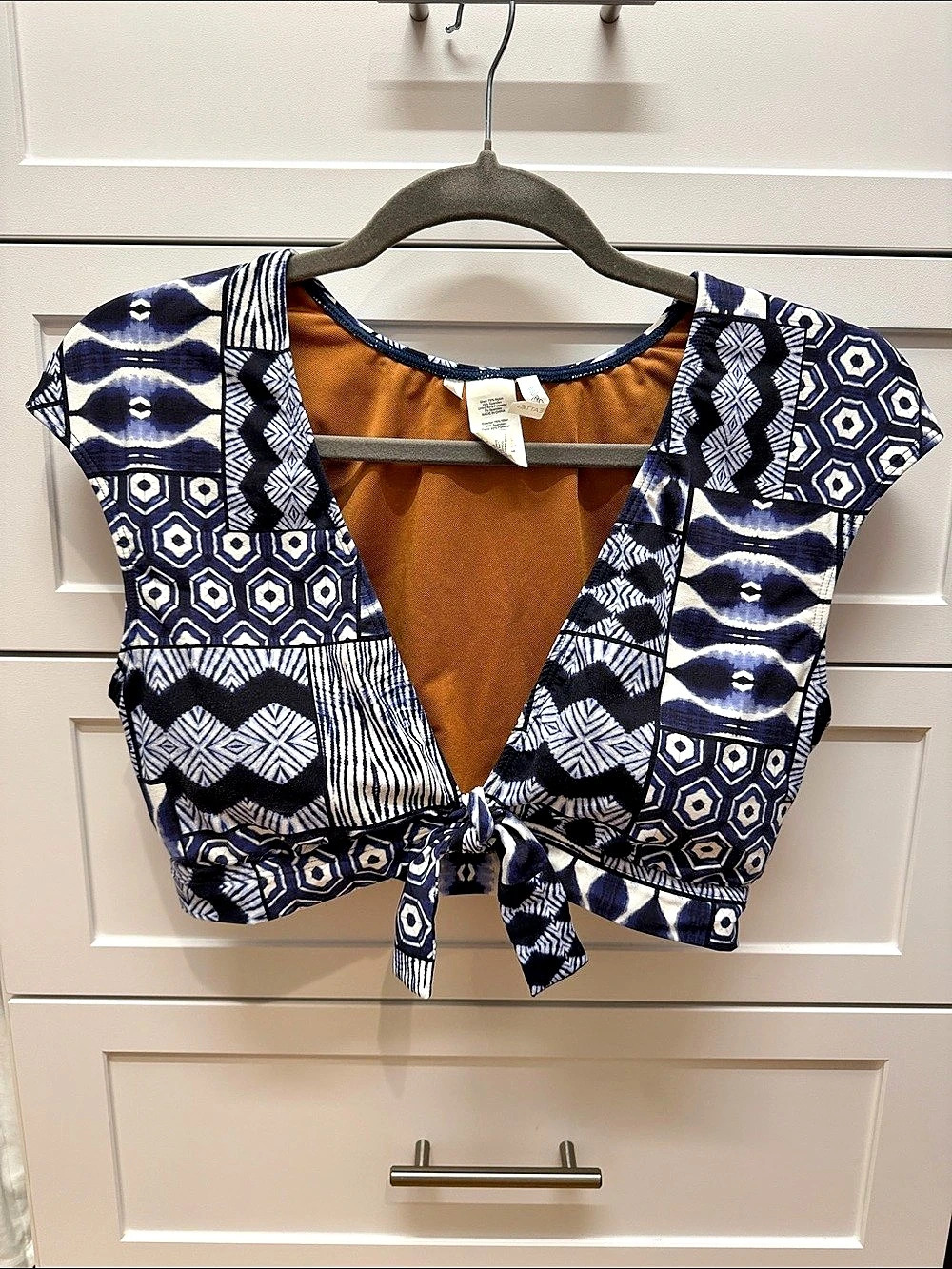 Bleu Rod Beattie Geometric Swim Top Blue & White. Size 12. Excellent condition.